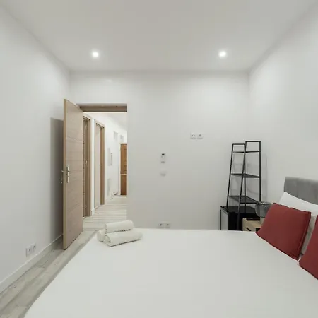 Modern By Homing Casa de hóspedes *