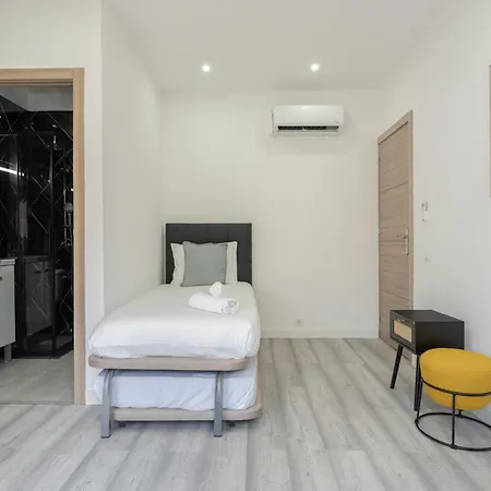 Modern By Homing