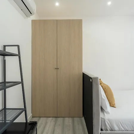 Modern By Homing *
