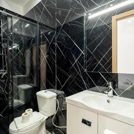 Modern By Homing *