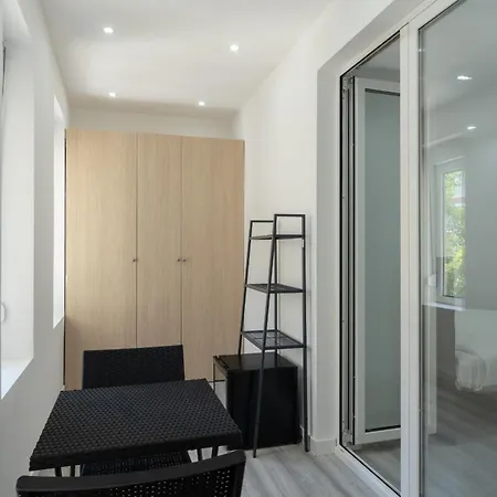 Casa de hóspedes Modern By Homing *